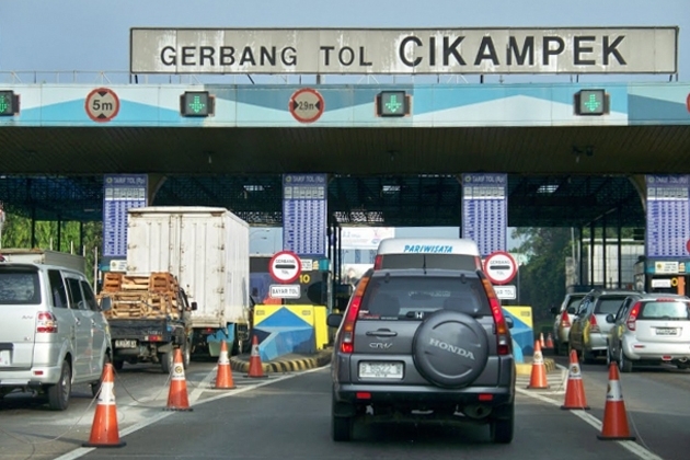 Tol Jakarta Cikampek.jpg