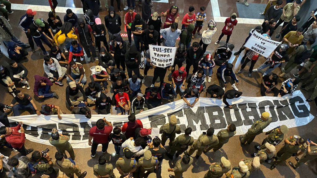 Demo Anarkis di Kantor Gubernur Sulsel, Polda Diminta Tangkap Pelaku Pengrusakan dan Kekerasan