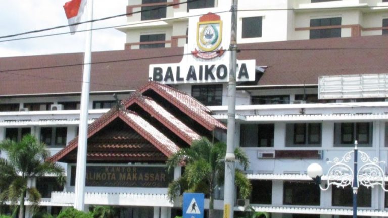 Balaikota Makassar.jpg