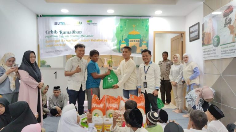 Pt. Pegadaian Cabang Syariah Central Makassar Menggelar Acara Tarhib Ramadhan Di Gedung Kantor Pegadaian Syariah Central, Kelurahan Pattunuang, Kecamatan Wajo, Makassar, Rabu (22/3/2023)